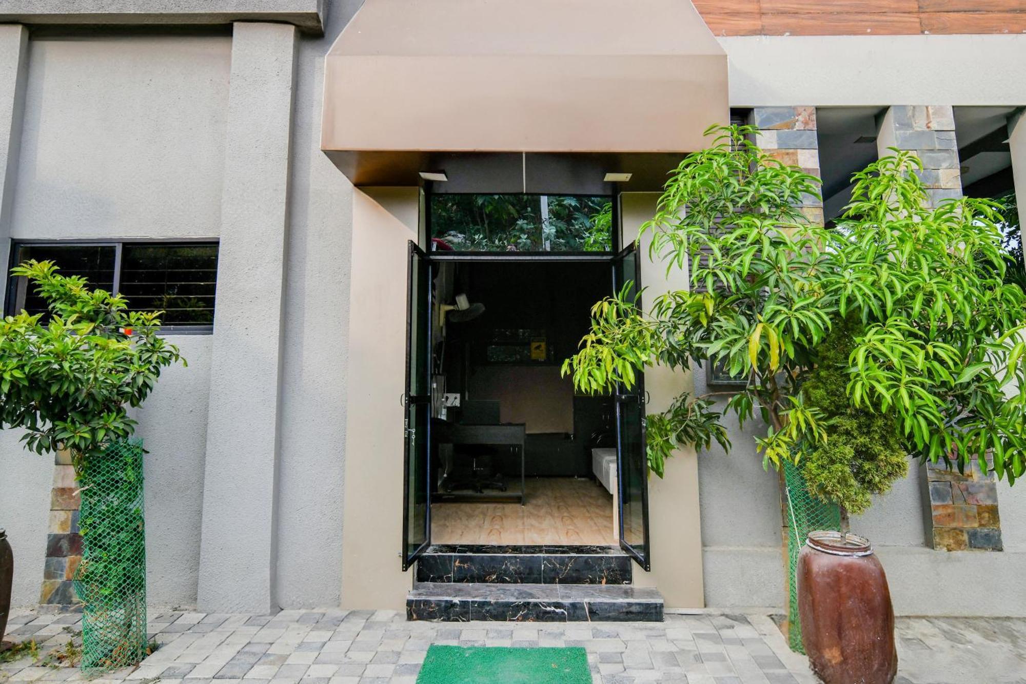 Super Collection O Indore Near Omax City 1 Kanadiya Экстерьер фото