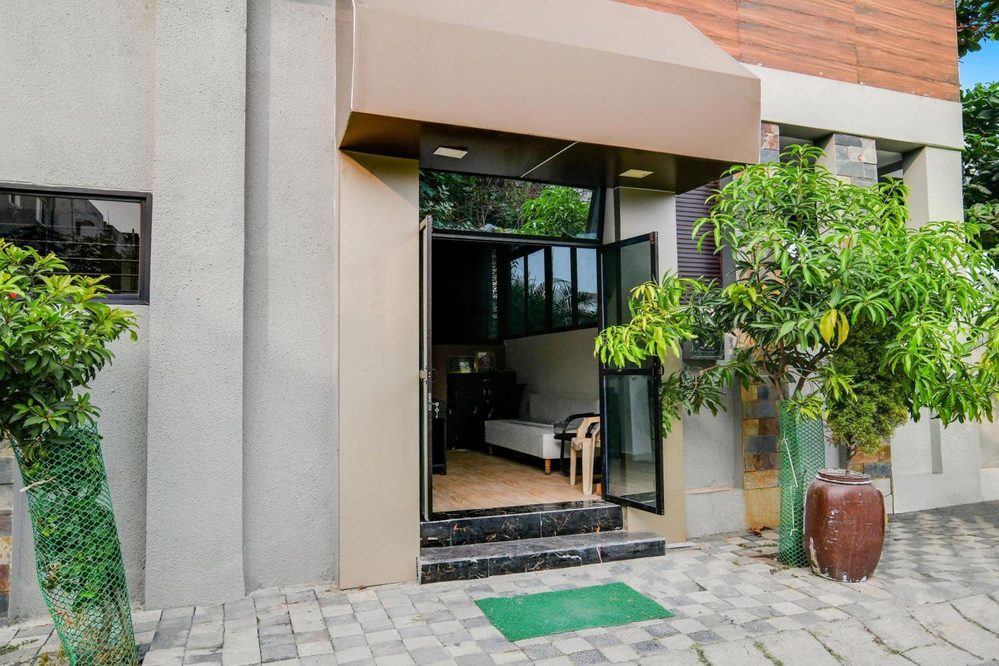 Super Collection O Indore Near Omax City 1 Kanadiya Экстерьер фото